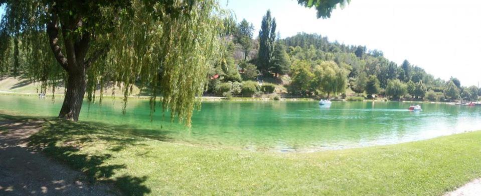 Charmant T3 Avec Piscine Digne-les-Bains Kültér fotó